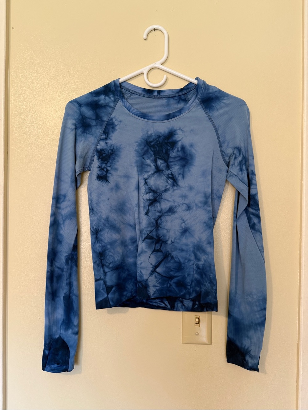lululemon athletica Swiftly Tech Long-Sleeve Shirt 2.0 Waist Length